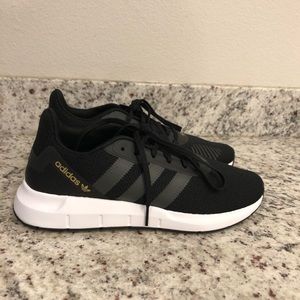 Swift Run Adidas